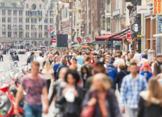 Cities with the Most Severe Overtourism Issues news-09082024-223126