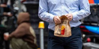 Where to Find Affordable Big Macs: The Big Mac Index Explained news-12082024-193417