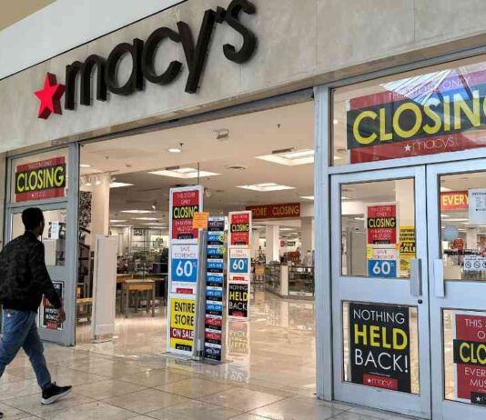 Macy’s Closures Spark Transformation in Shopping Malls news-12082024-193512