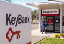 KeyCorp Stock Price Jumps Following $2.8 Billion Scotiabank Investment news-12082024-193617