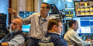 Navigating Market Volatility: Understanding and Overcoming Fear news-13082024-073709