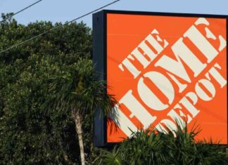 Home Depot Forecasts Decline in Sales Amid Consumer Caution news-13082024-134327