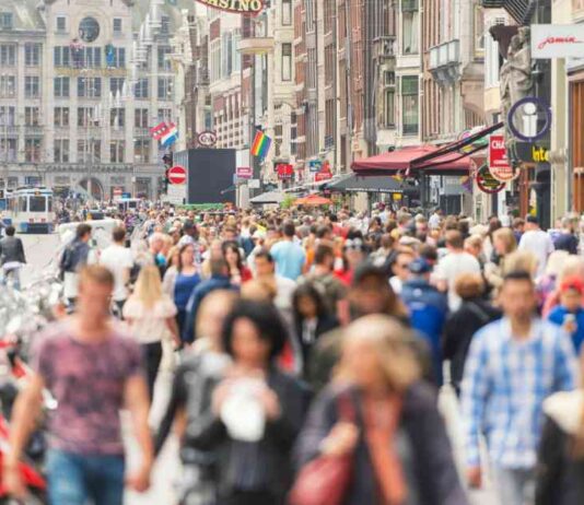 Cities with the Highest Overtourism Issues: Ranking and Analysis news-13082024-134503