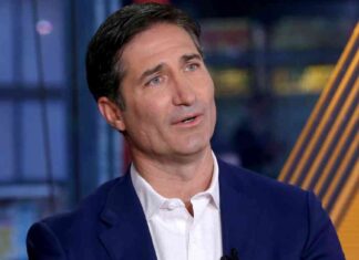 Reviving Starbucks: Wall Street’s Bet on Brian Niccol to Lead Post-Schultz Era news-13082024-195621