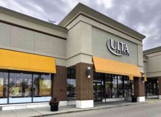 Top Stock Movers: Ulta Beauty, Walmart, Robinhood – Latest Updates news-15082024-201543