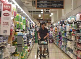 Boosted Consumer Confidence Due to Lower Inflation Levels news-16082024-202056