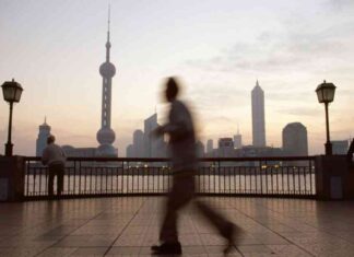 Navigating China’s Economic Challenges: A Deep Dive into Growth Figures news-17082024-082129