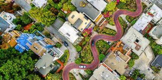 Surging House Prices: Reasons and Trends news-25082024-105404