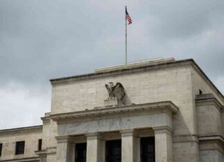 America’s Labor Market: Analyzing the Weaknesses and Cracks news-25082024-225506