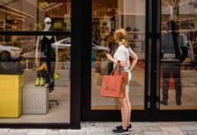 America’s Economy: Potential Consumer Crunch Ahead news-28082024-231934