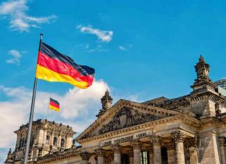 Comparison of German Inflation and US Economic Data: Impact on Forex Trading news-29082024-231828
