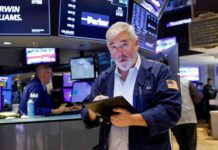 Navigating the Stock Market: How Investors Prepare for Autumn Chills news-04092024-234428