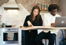 Revolving Debt Surges to $1.36T in July, Exceeds Pre-Pandemic Levels by 25% news-10092024-063137