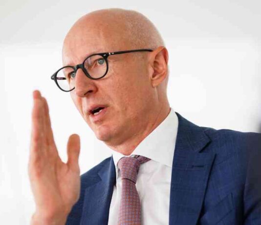 Senate Hearing: Novo Nordisk CEO Testifies on High Weight Loss Drug Prices news-24092024-154504