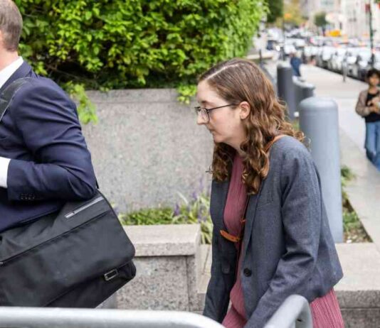 FTX Fraudster Caroline Ellison Sentenced to 2 Years in Prison and Ordered to Forfeit $11 Billion news-24092024-234817