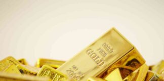 Gold Price Forecast for Q4: Expert Analysis and Predictions news-11102024-185018