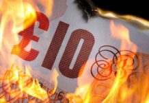 GBP/USD Falls Below 1.30 on Weak Inflation Report news-16102024-142819