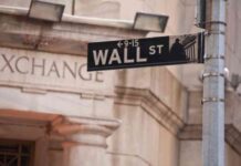 S&P 500 Index Wave Analysis: Expert Insights and Predictions news-25102024-034541